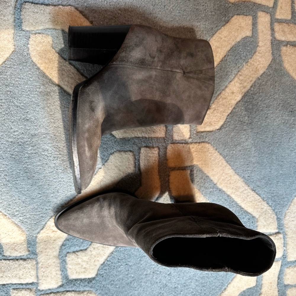 VINCE. Charcoal Grey Suede Erving Boot